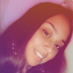 Meet your Posher, Jasmin